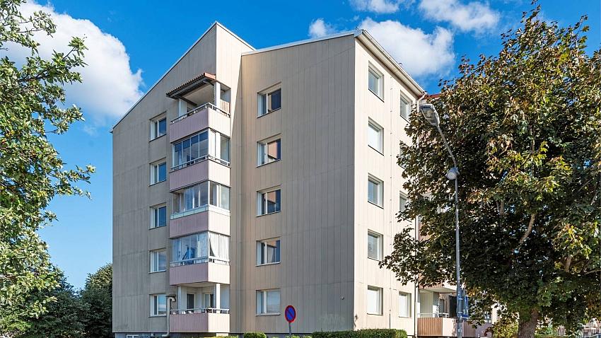 Balkonger i 22:an vy från Hackstavägen